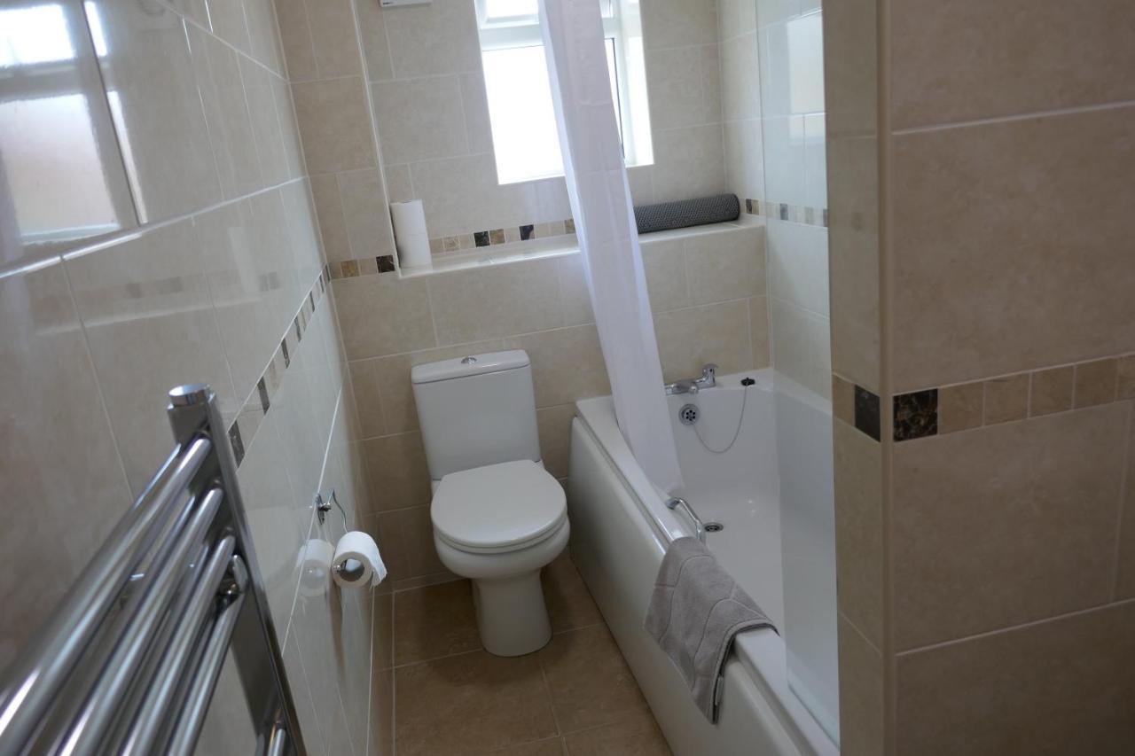 2 Bedroom House Walking Distance To City Centre With Free Parking York Exterior foto