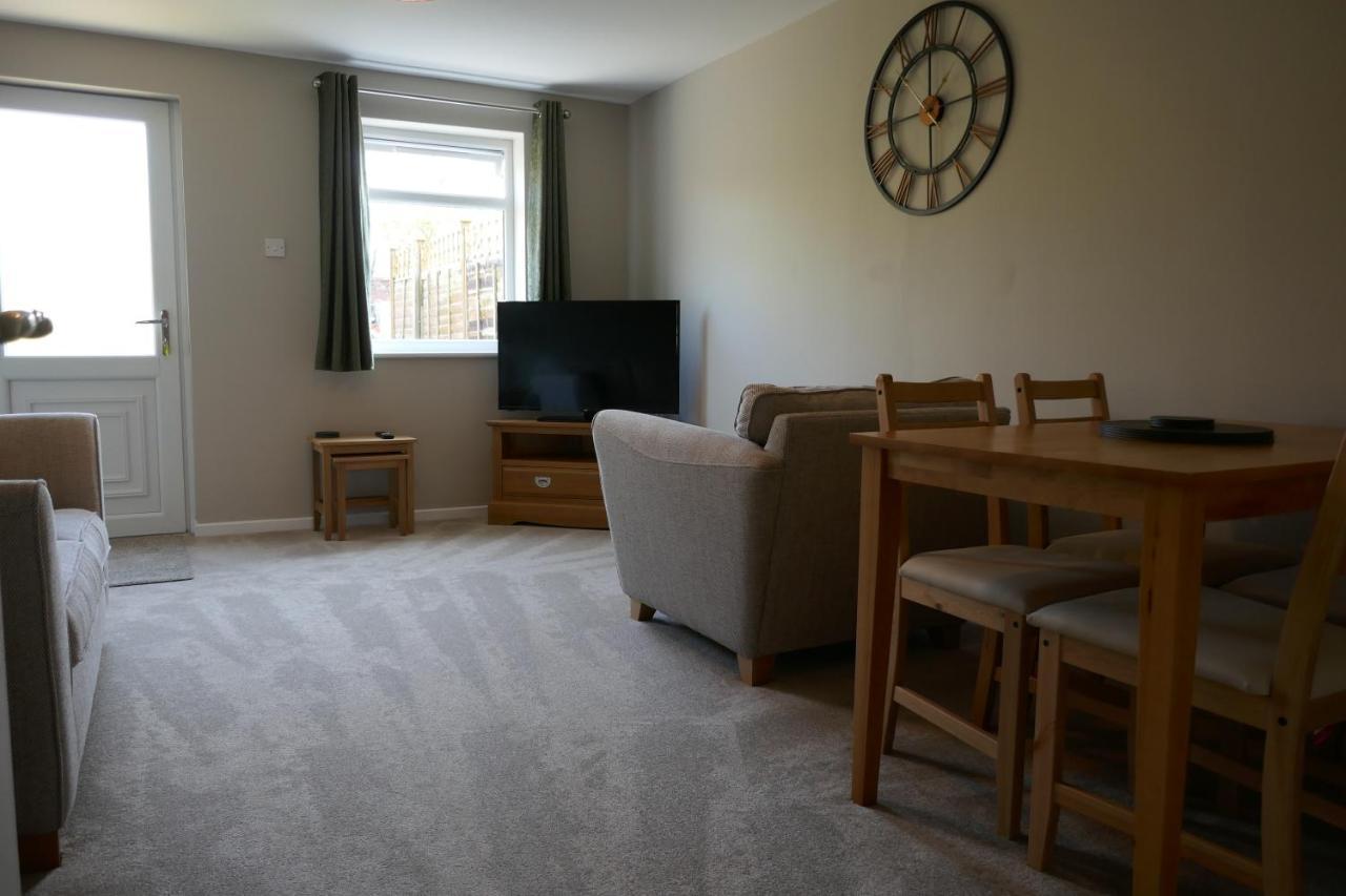 2 Bedroom House Walking Distance To City Centre With Free Parking York Exterior foto